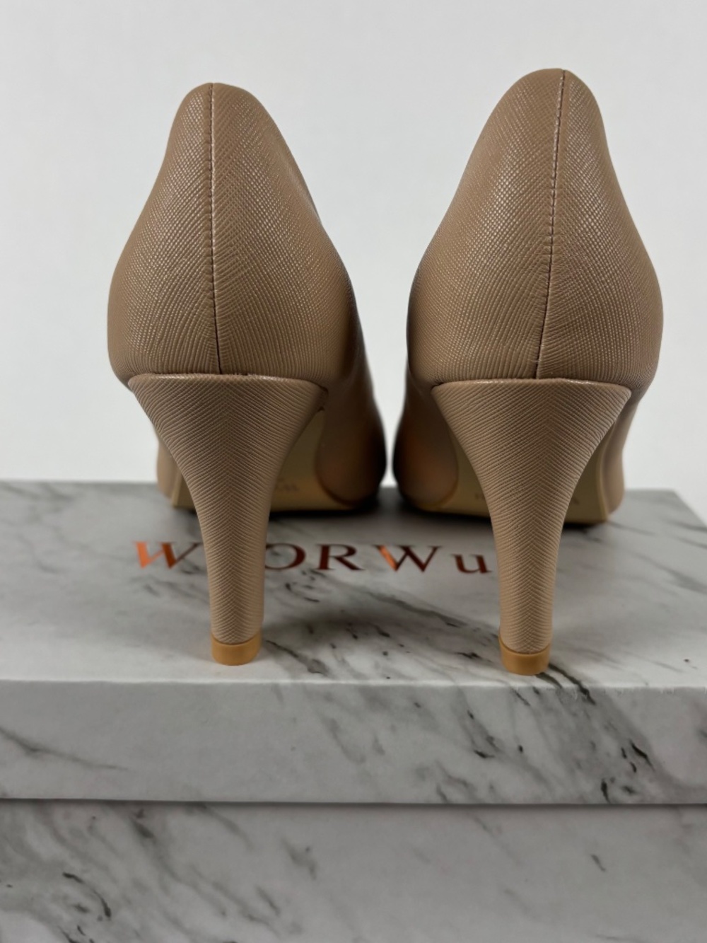New WuORWu Women's Closed Toe 3-inch Heel Pumps - Picture 5 of 8